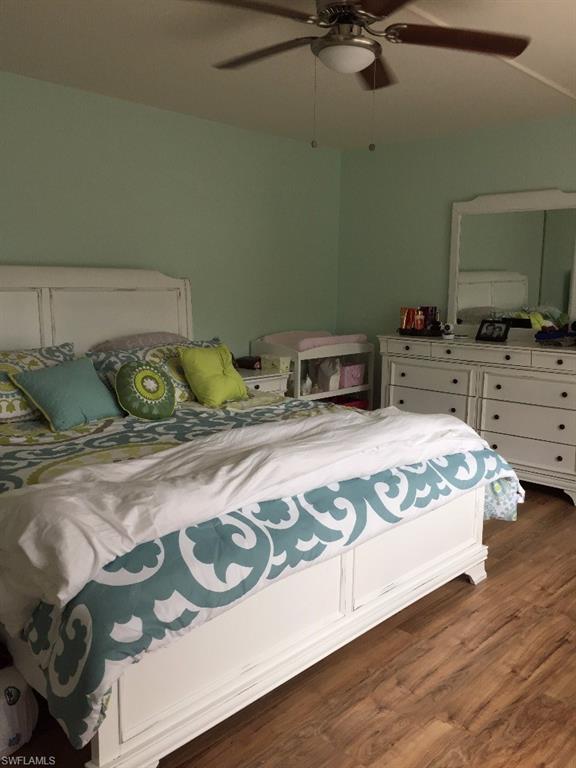 PARKWOODS TOWNHOUSE COMMUNITY - Residential