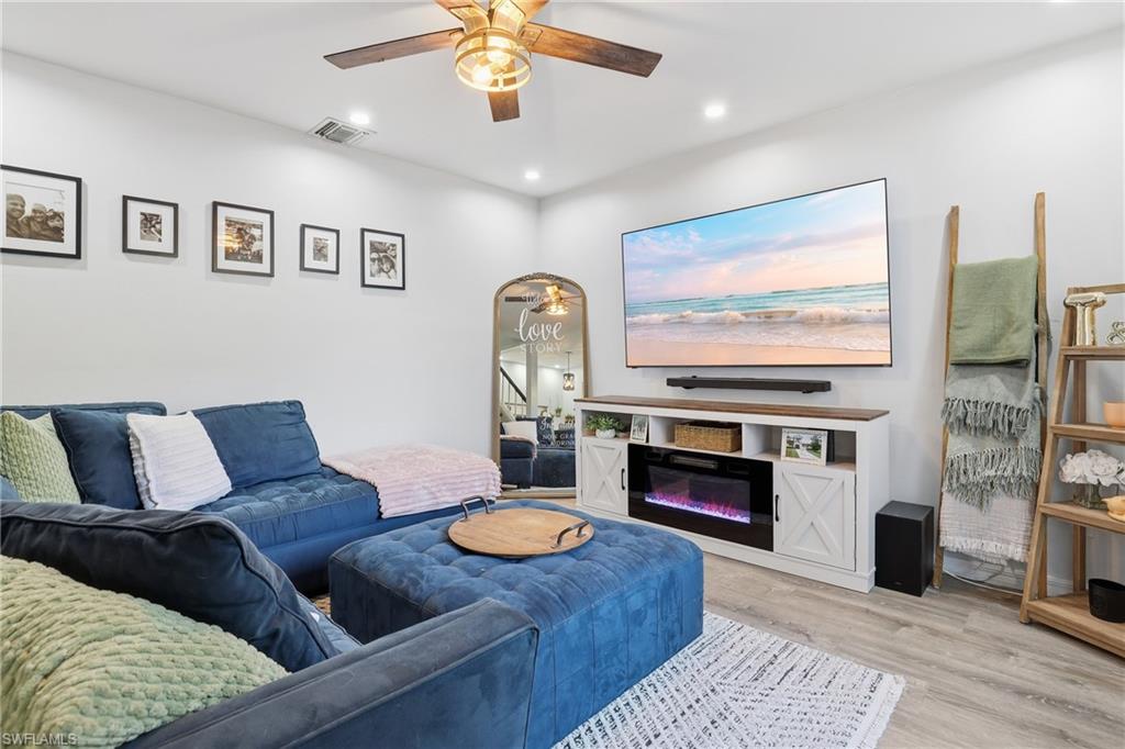 ENGLISH VILLAGE CONDO - Residential