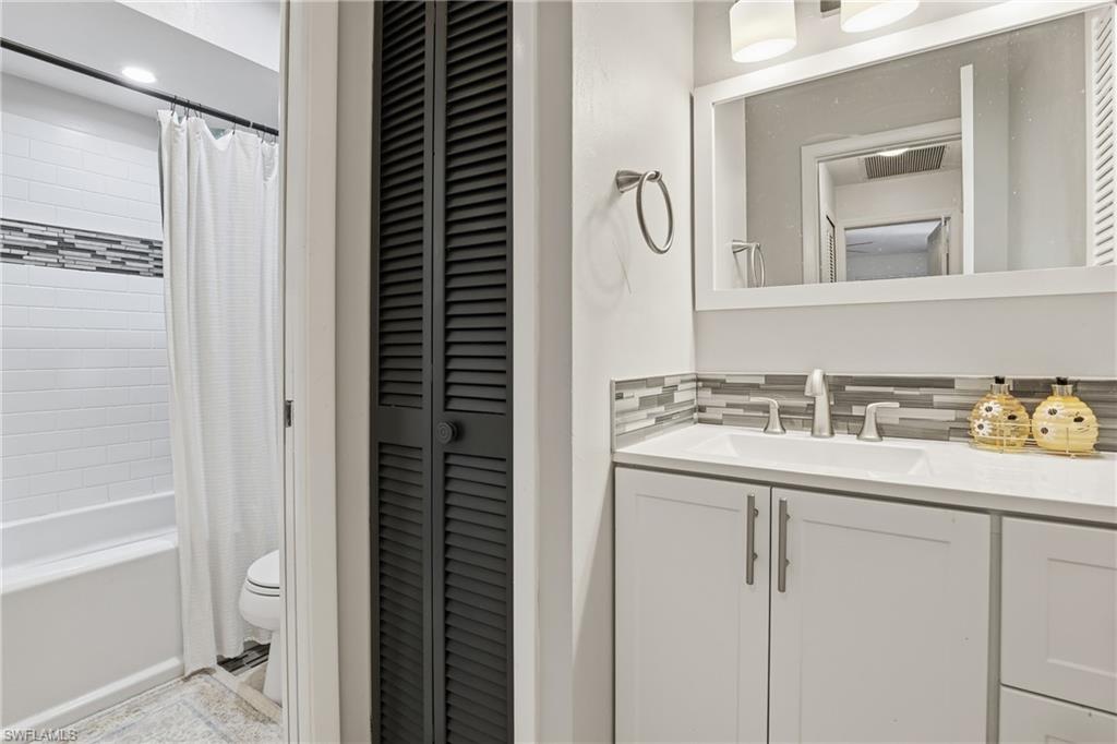 ENGLISH VILLAGE CONDO - Residential