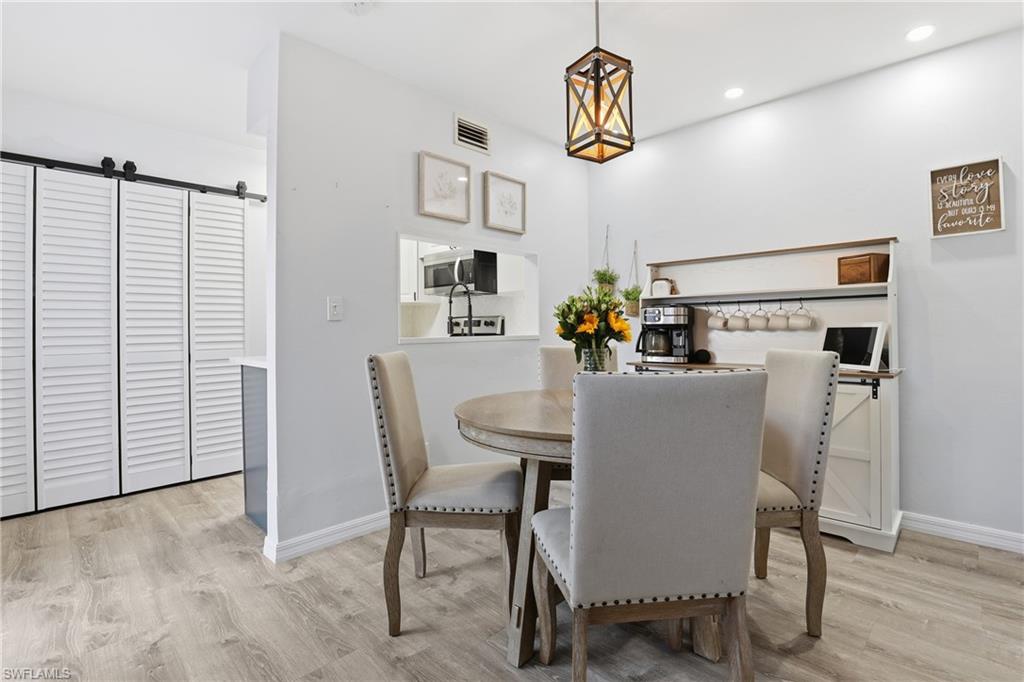 ENGLISH VILLAGE CONDO - Residential