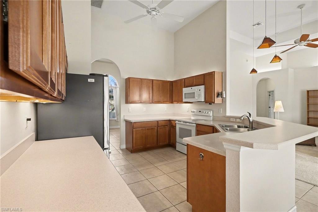 ROYAL PALM GOLF ESTATES - Residential