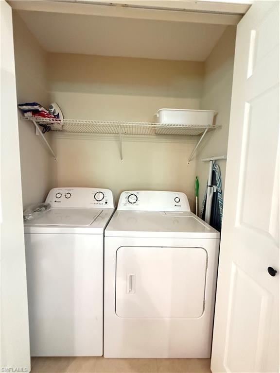 OAKES ESTATES - Residential Lease