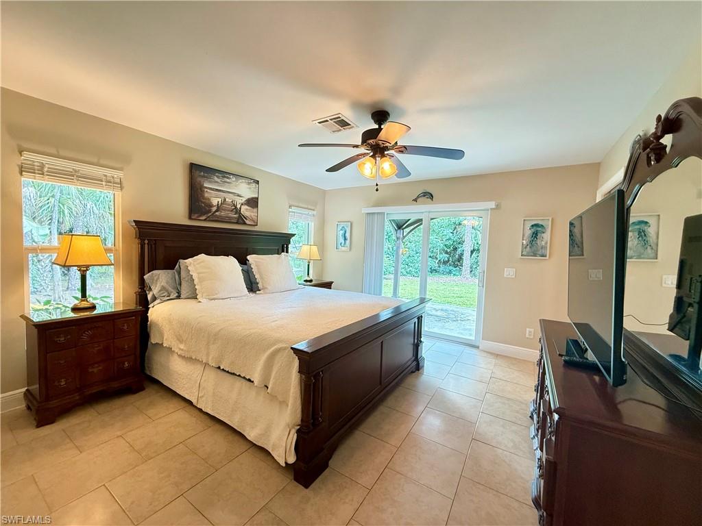 OAKES ESTATES - Residential Lease