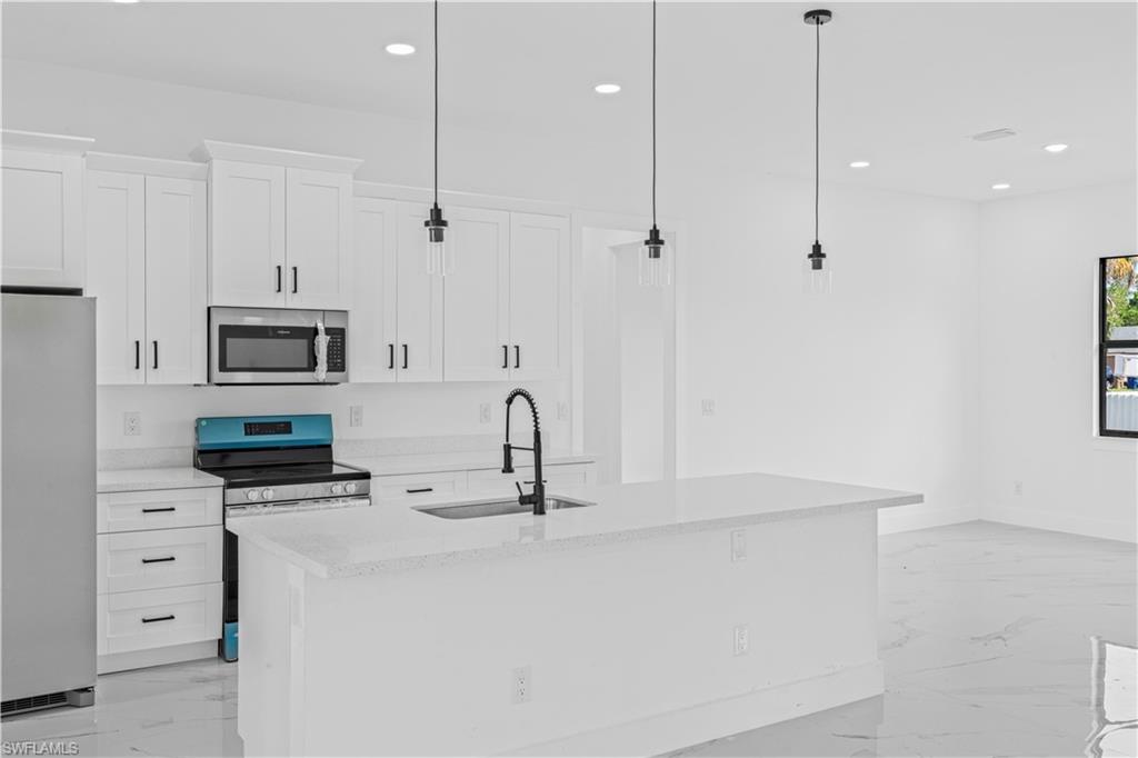 LEHIGH ACRES - Residential