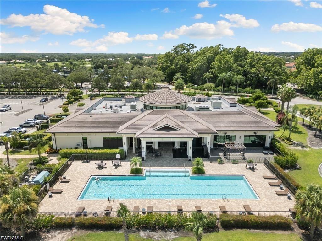 VILLA VISTANA - Residential