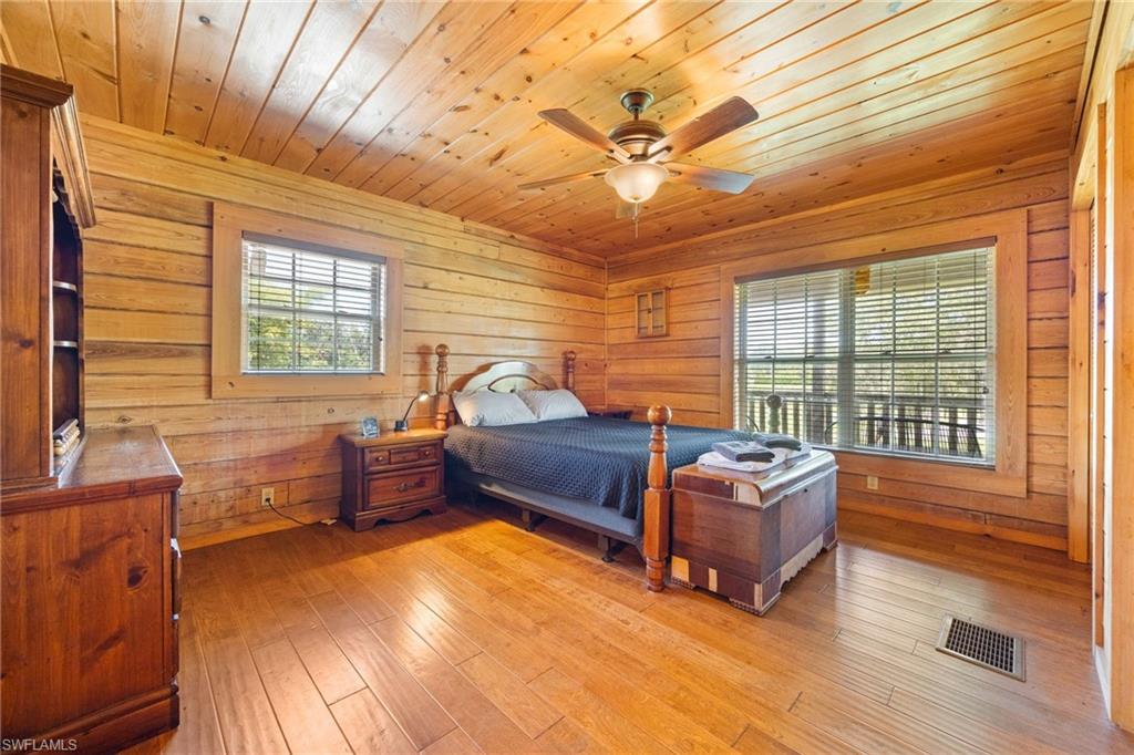 MONTURA - Residential