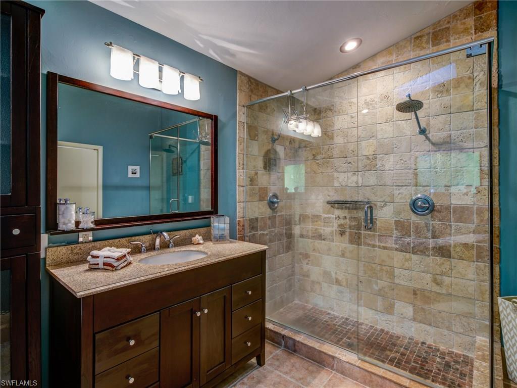 BRIARCLIFF DOWNS - Residential