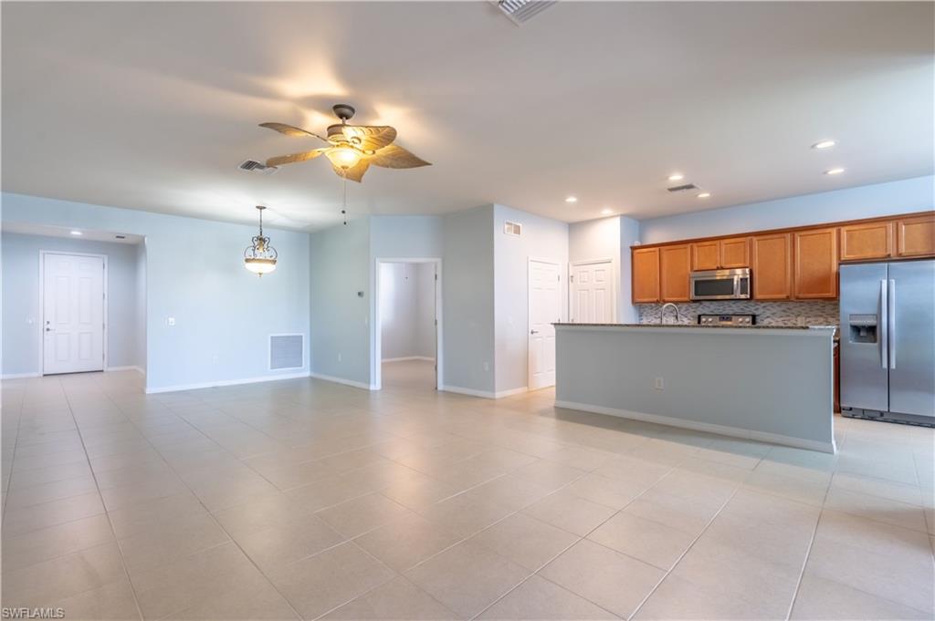 VERONA WALK - Residential Lease