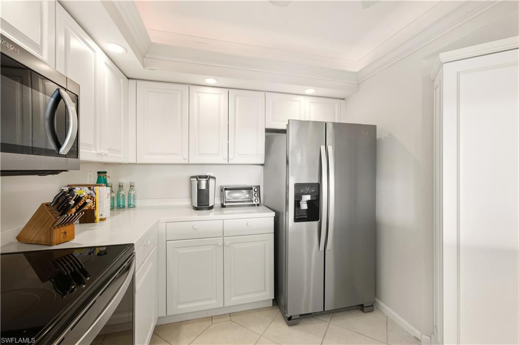 GULF BREEZE AT VANDERBILT - Residential