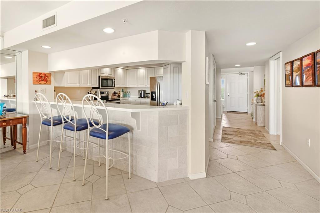 GULF BREEZE AT VANDERBILT - Residential