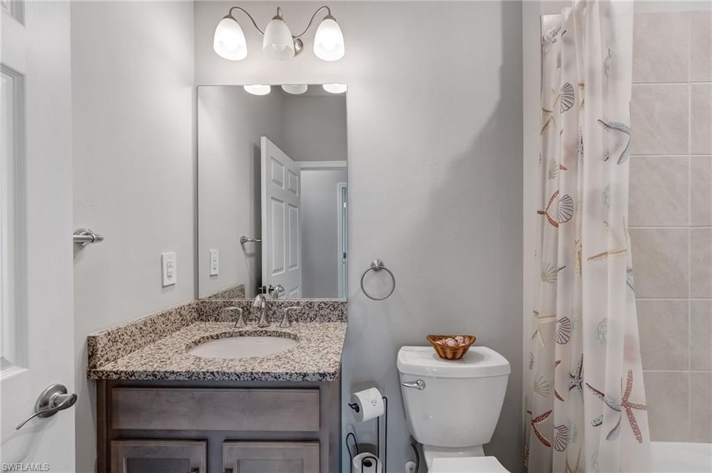 RIVERSIDE AVENUE VILLAS - Residential