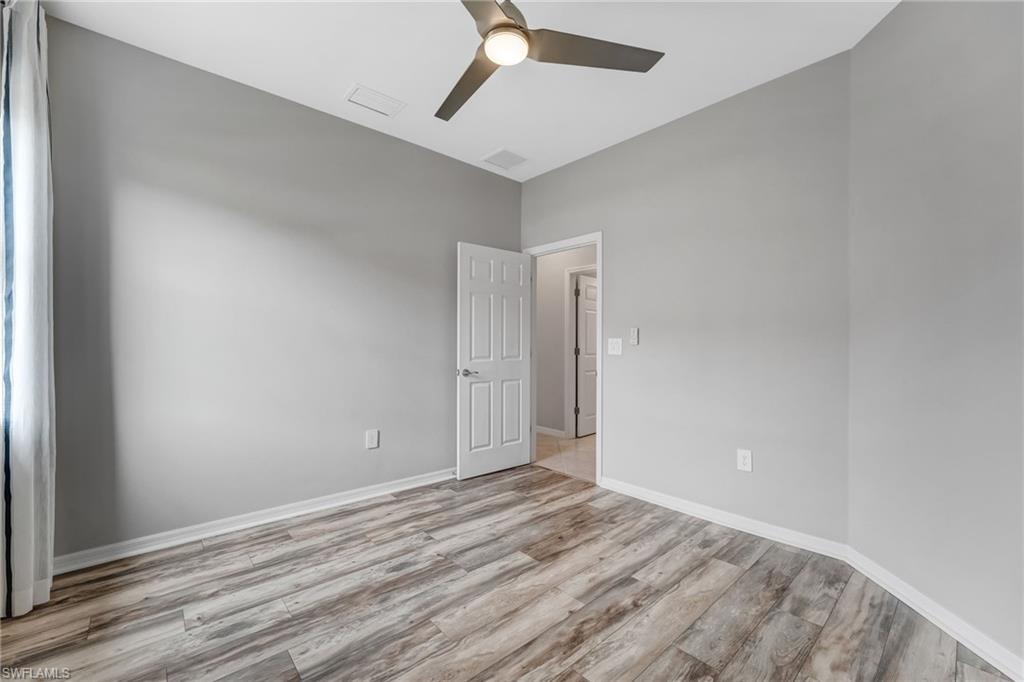 RIVERSIDE AVENUE VILLAS - Residential