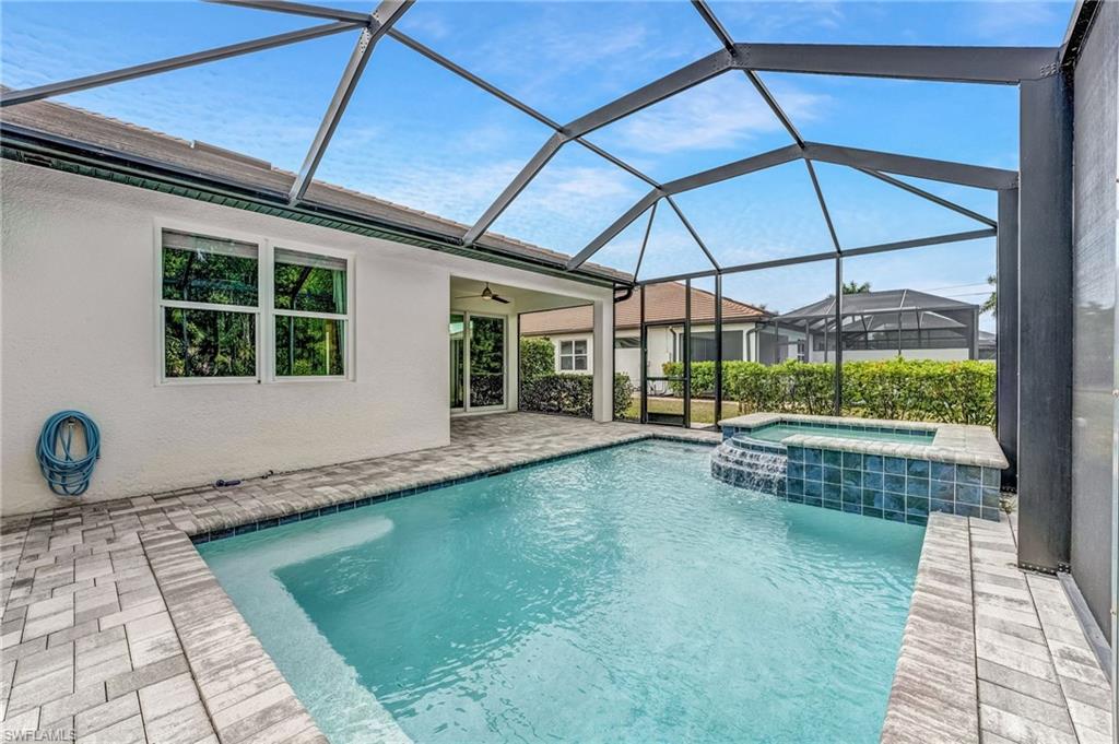 RIVERSIDE AVENUE VILLAS - Residential