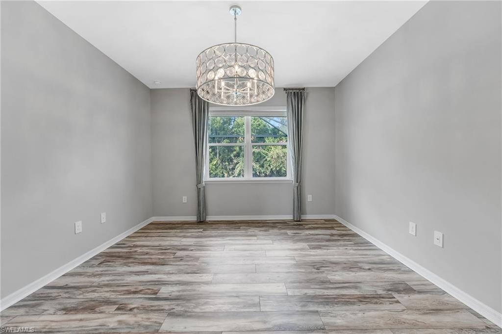 RIVERSIDE AVENUE VILLAS - Residential