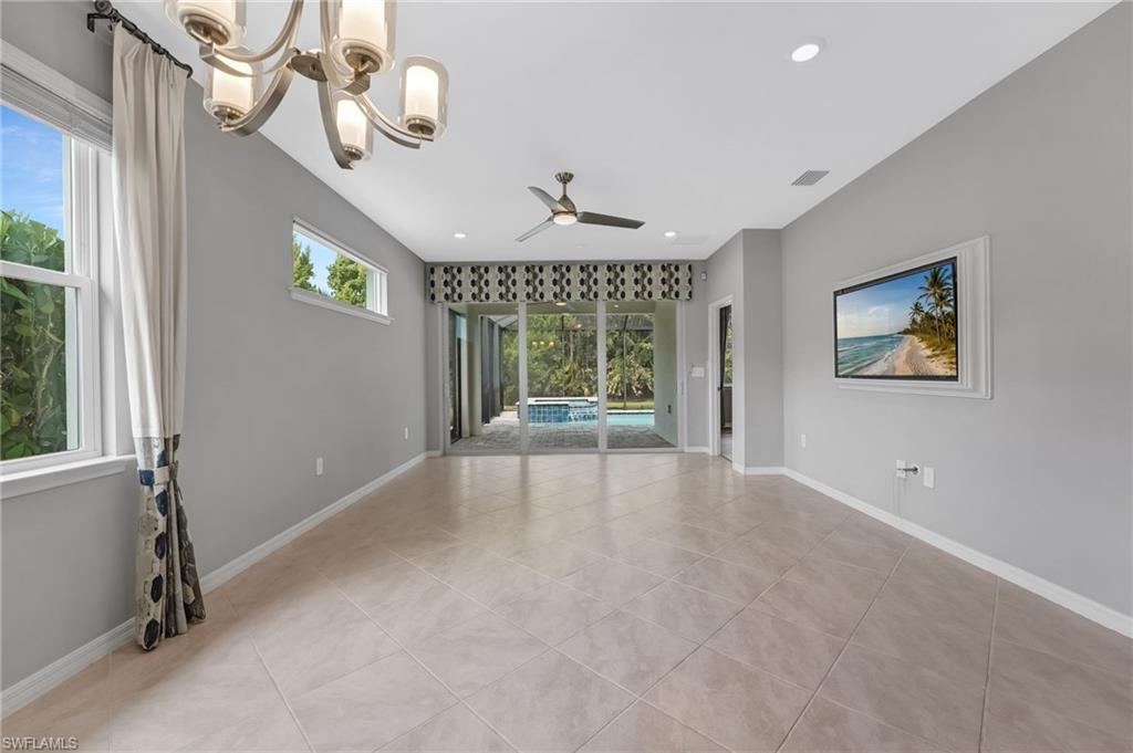 RIVERSIDE AVENUE VILLAS - Residential