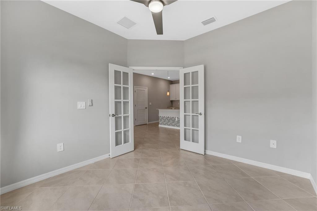 RIVERSIDE AVENUE VILLAS - Residential