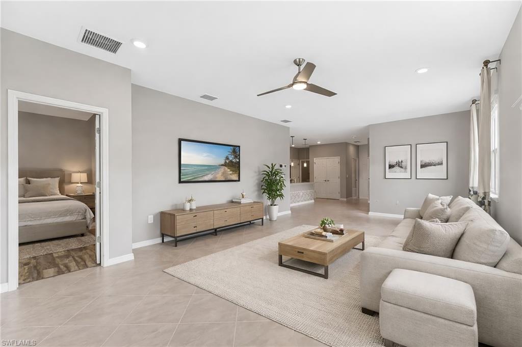 RIVERSIDE AVENUE VILLAS - Residential