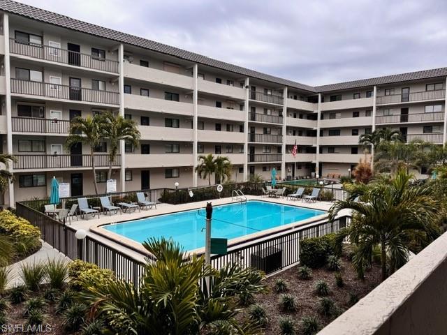 CENTRE COURT CONDO - Residential