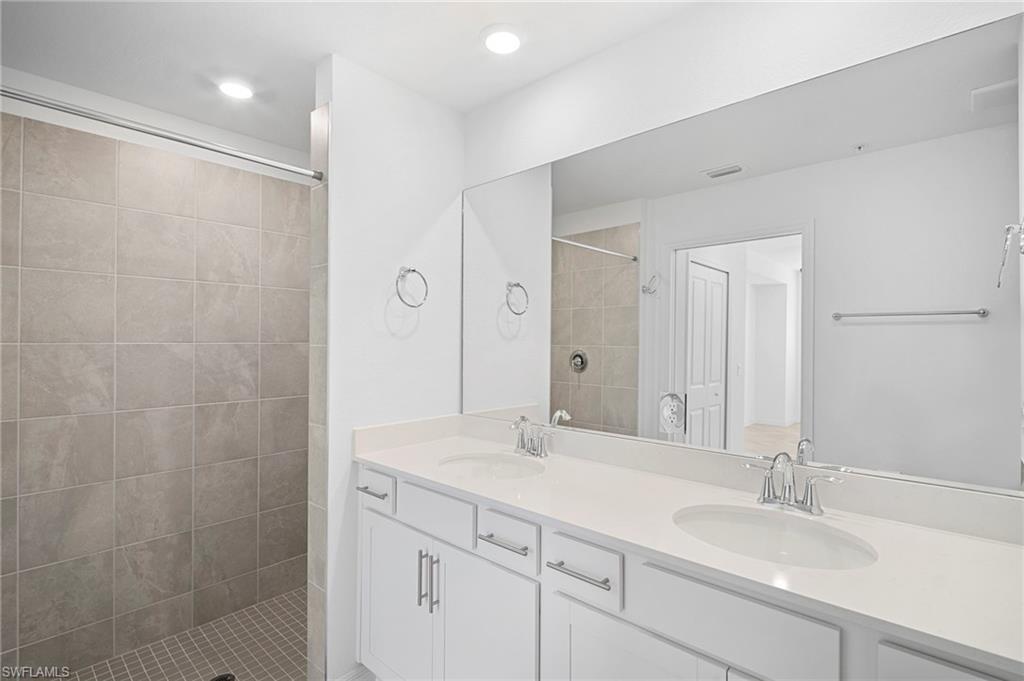 WEBBS RESERVE - Residential Lease