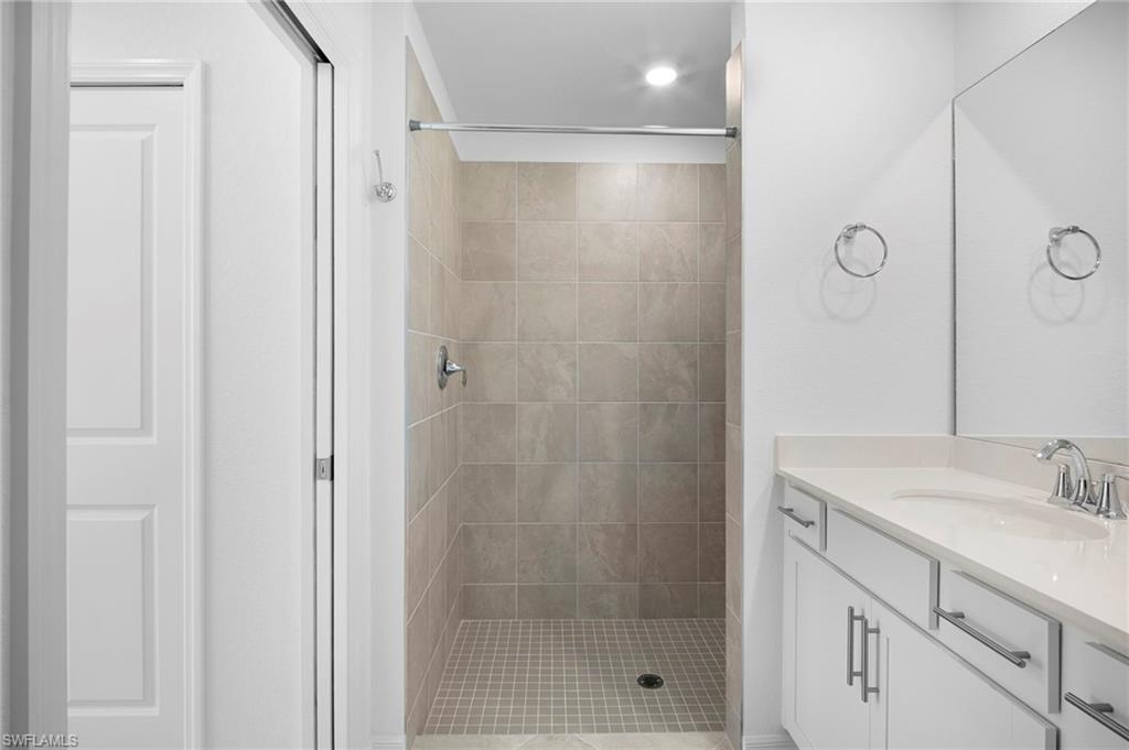 WEBBS RESERVE - Residential Lease