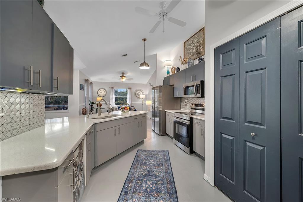 GOLDEN GATE ESTATES - Residential