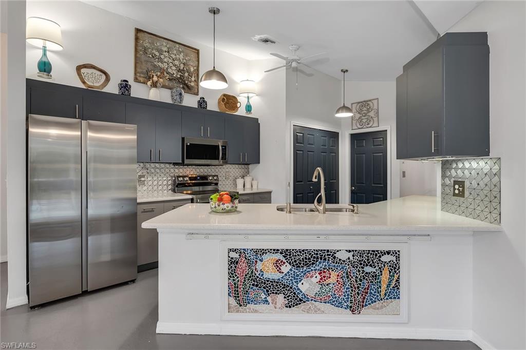 GOLDEN GATE ESTATES - Residential