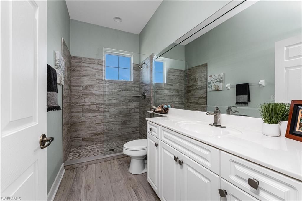 EMERALD ISLE - Residential