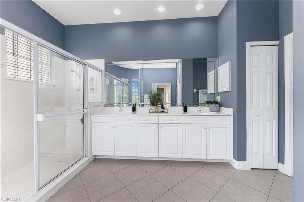 EMERALD ISLE - Residential