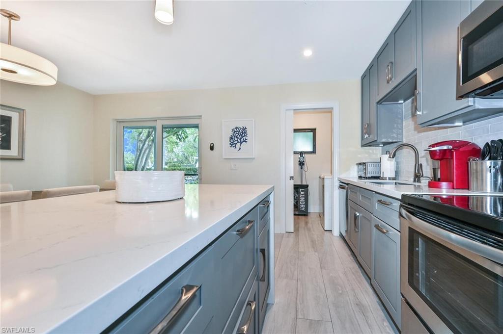 HIDDEN LAKE VILLAS - Residential Lease