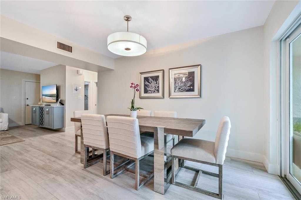 HIDDEN LAKE VILLAS - Residential Lease