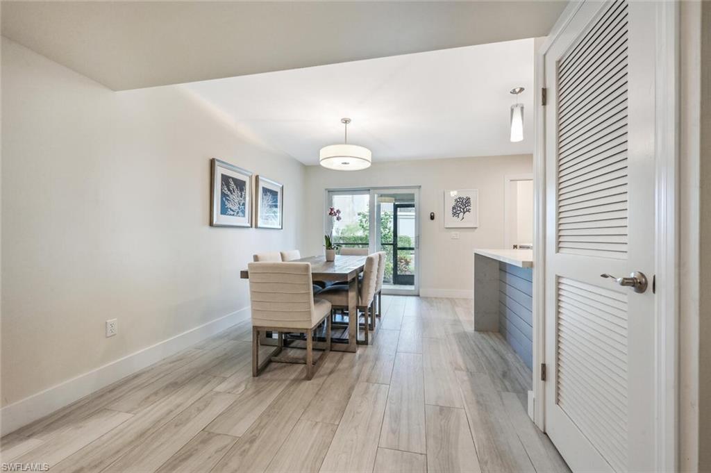 HIDDEN LAKE VILLAS - Residential Lease