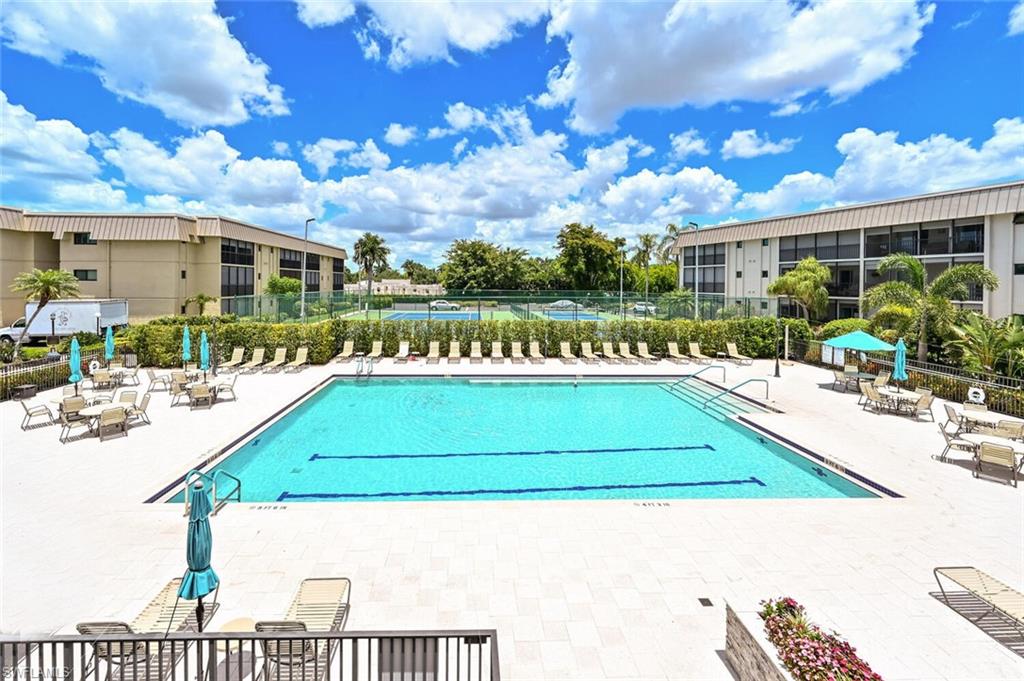 HIDDEN LAKE VILLAS - Residential Lease