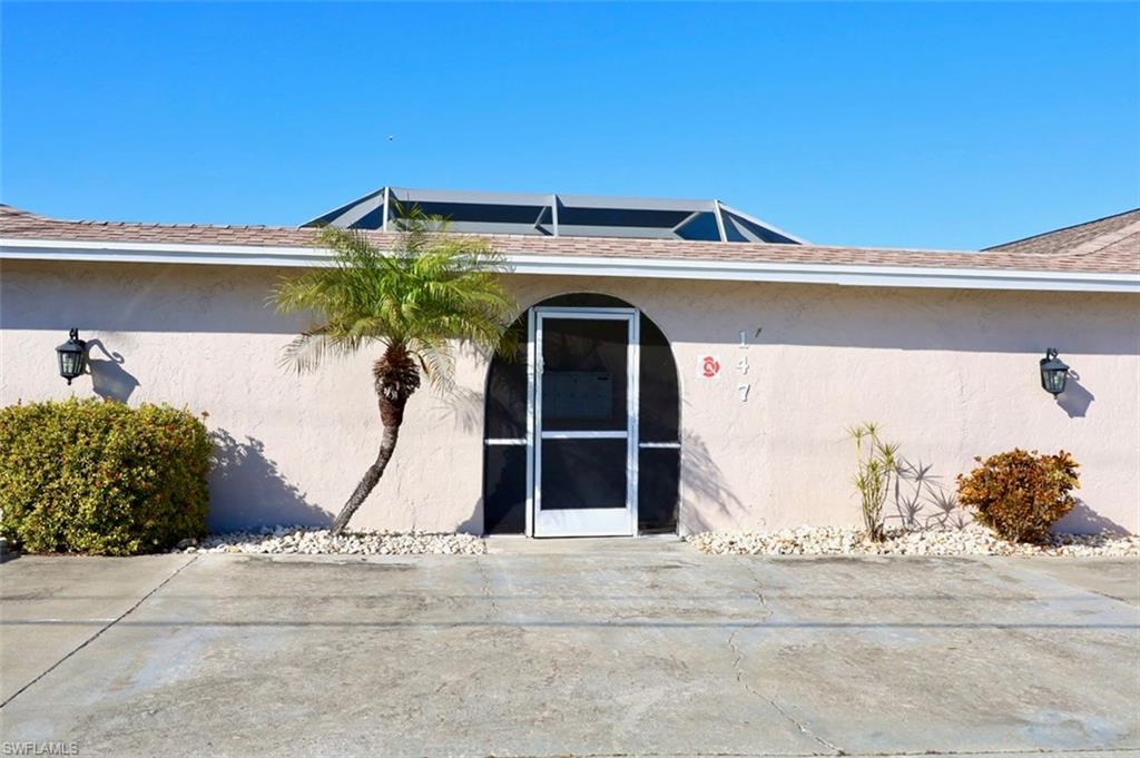 CAPE CORAL - Residential