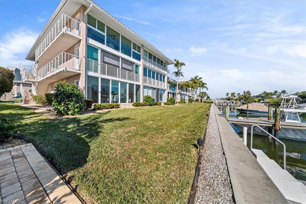 AMBASSADOR CLUB - Residential