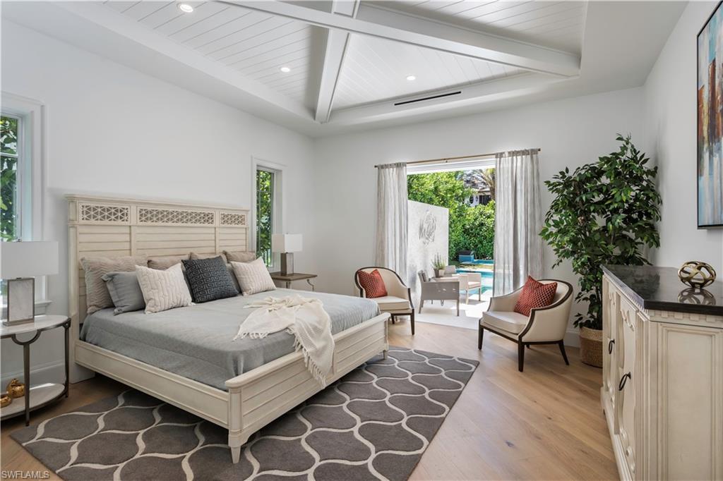 OLDE NAPLES - Residential