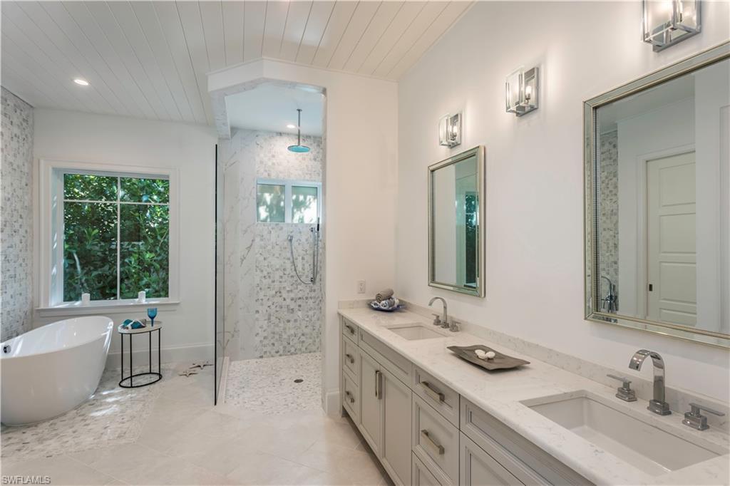 OLDE NAPLES - Residential