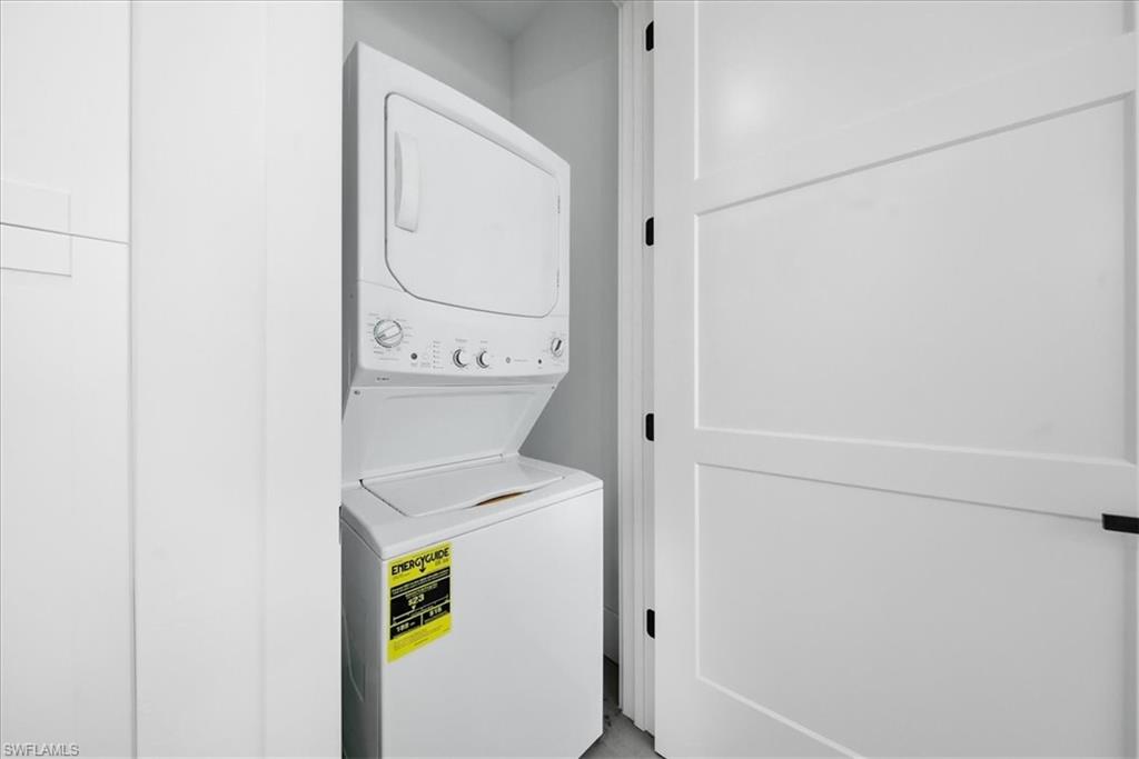 GOLDEN GATE ESTATES - Residential Lease