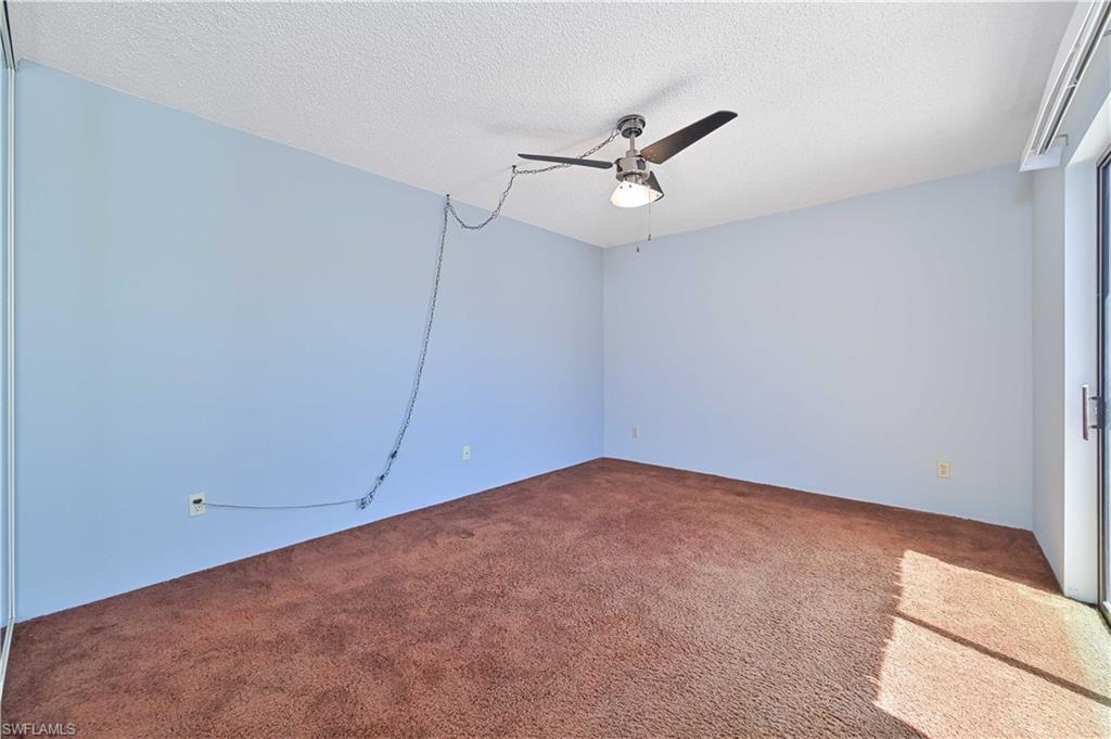 PARKWOODS TOWNHOUSE COMMUNITY - Residential