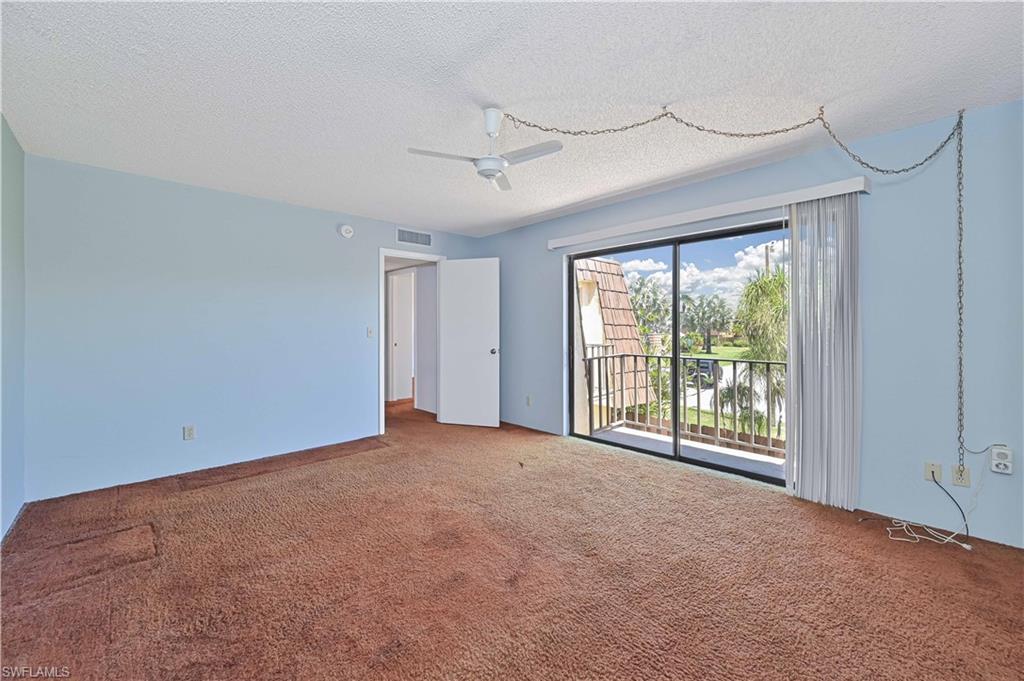 PARKWOODS TOWNHOUSE COMMUNITY - Residential