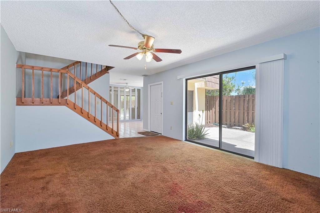 PARKWOODS TOWNHOUSE COMMUNITY - Residential