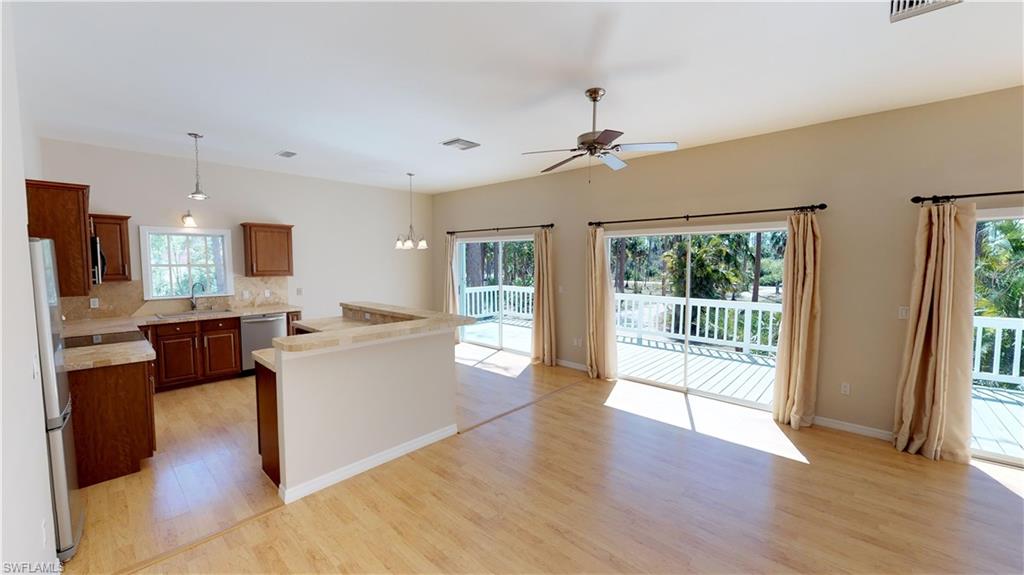 GOLDEN GATE ESTATES - Residential