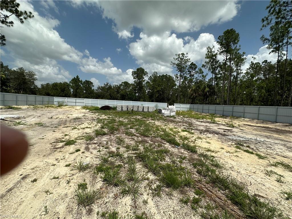 LEHIGH ACRES - Land
