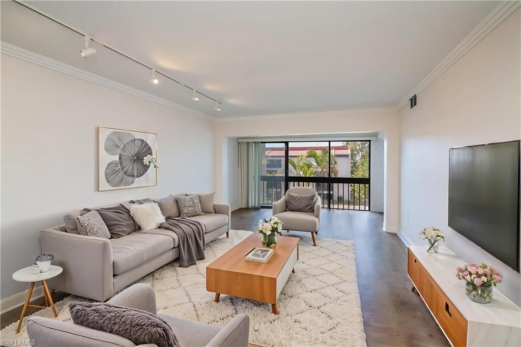 WINDJAMMER VILLAGE AT THE LAND - Residential