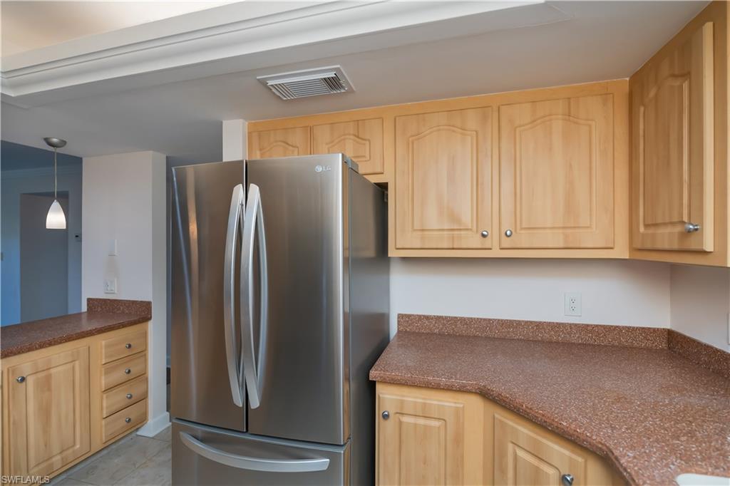 WINDJAMMER VILLAGE AT THE LAND - Residential