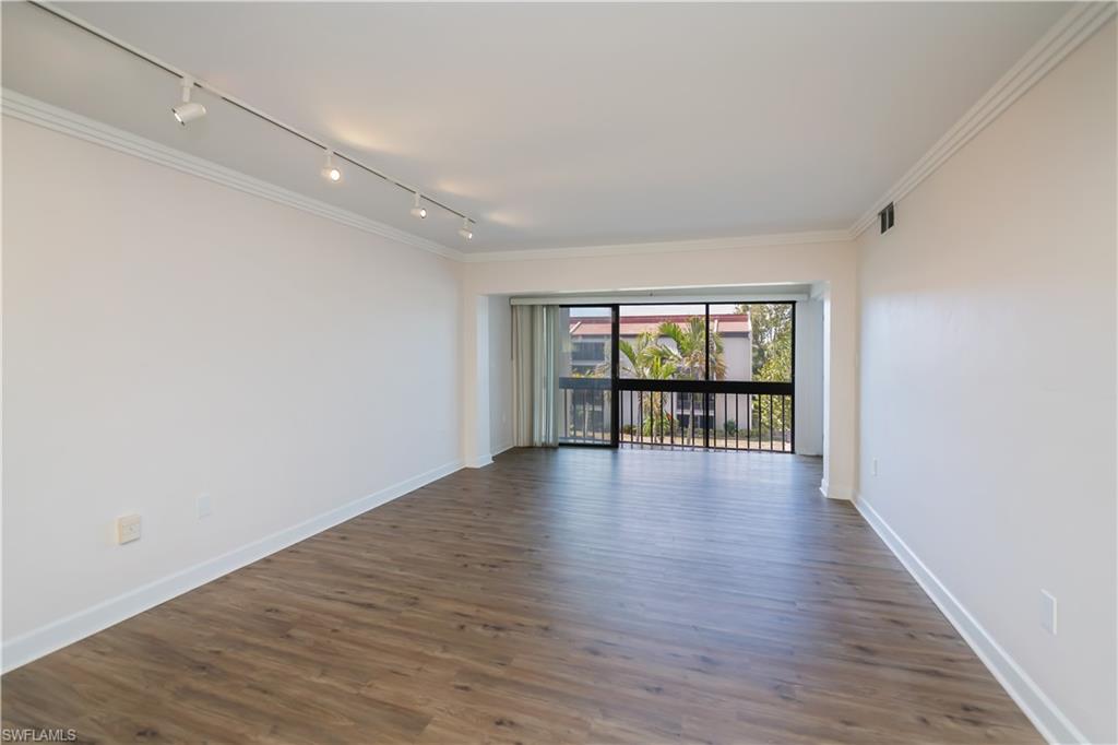 WINDJAMMER VILLAGE AT THE LAND - Residential