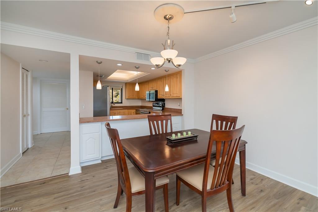 WINDJAMMER VILLAGE AT THE LAND - Residential