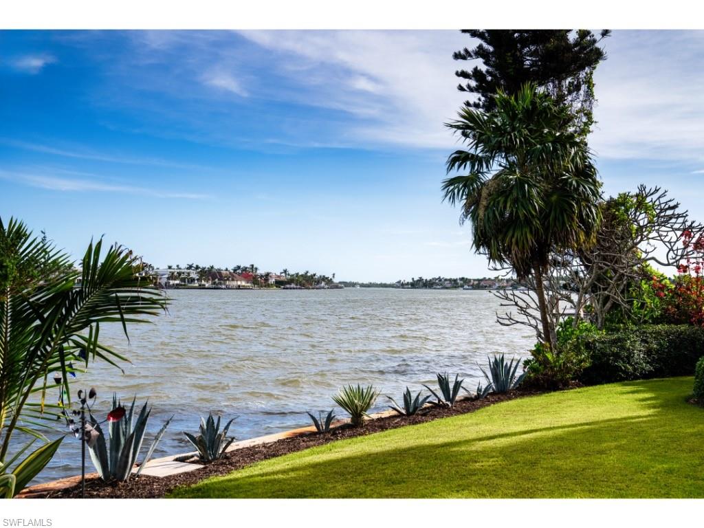 AQUALANE SHORES - Residential