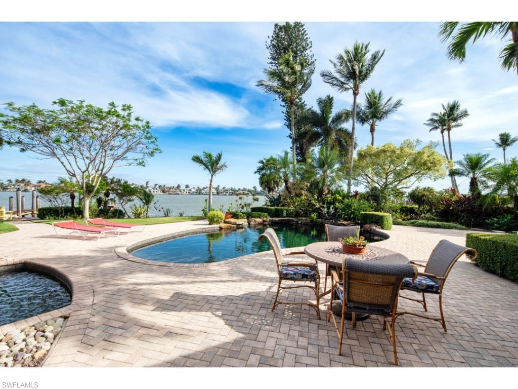 AQUALANE SHORES - Residential