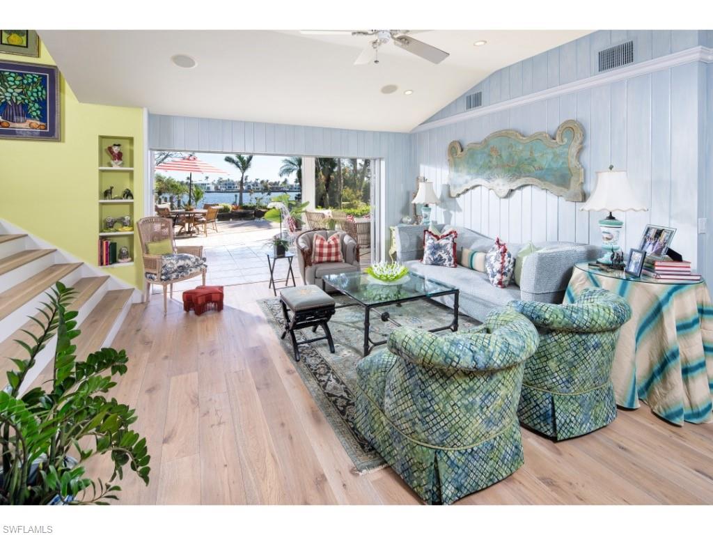 AQUALANE SHORES - Residential