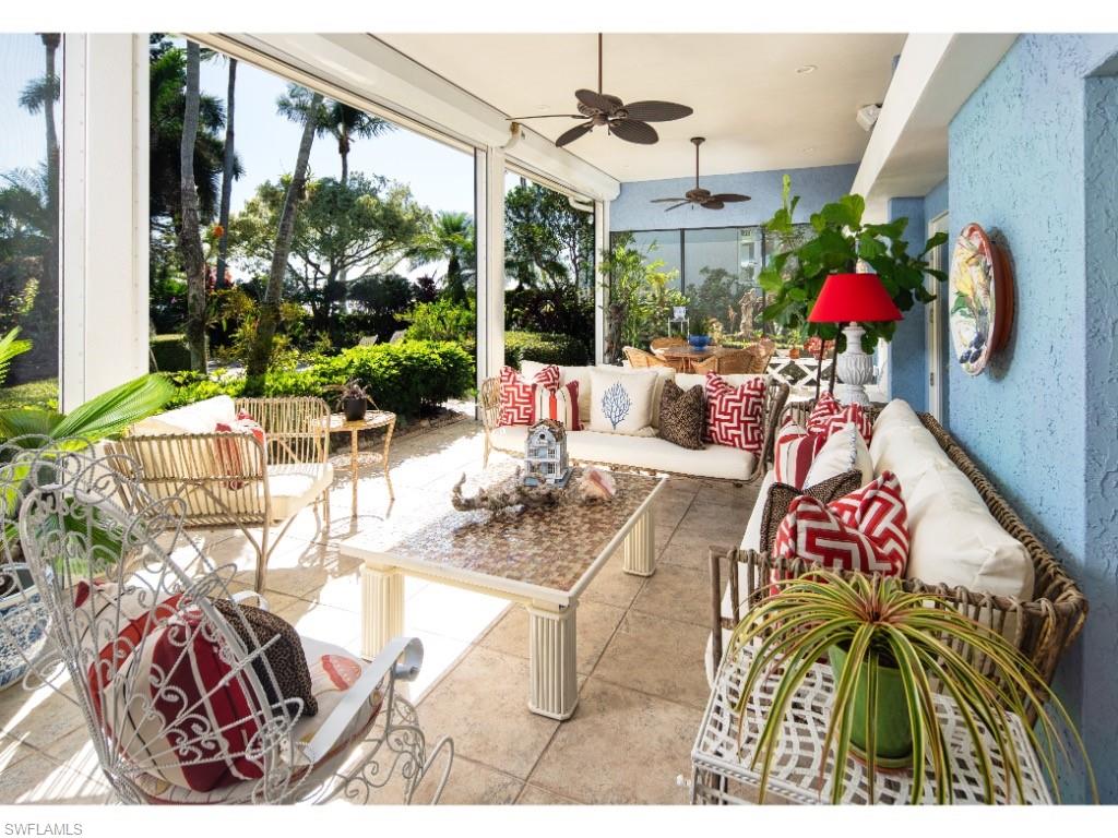 AQUALANE SHORES - Residential